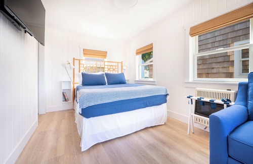 Waterford Cabaña | Private Cottage at Marina Bay