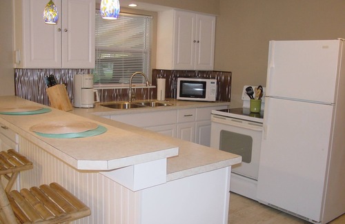 Broadview Manor Cabaña | Cottage escapada privada. Cerca del Baño del río Caloosahatchee 1 dormitorio 1