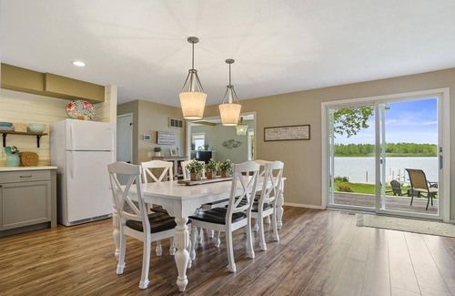 Oden Casa | Private Cottage on Crooked Lake