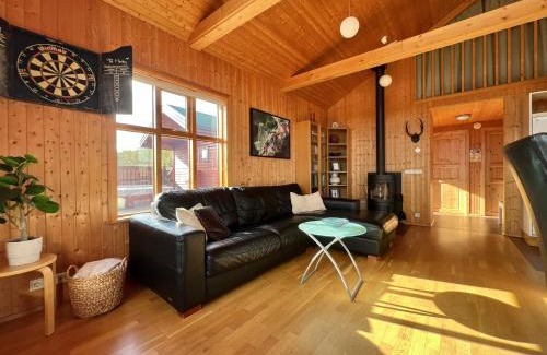 Blaskogabyggd Casa | Private cottage on Golden Circle with hot tub