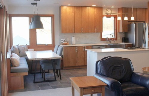 Culver Casa | Private Country Home just 3 miles from Culver