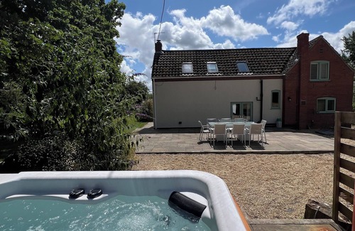 Great Yarmouth Casa | Private Country Retreat with Hot Tub, Fire Pit, Near Filby Broads