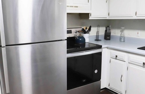Mount Pleasant Casa | Private Country Retreat Near CMU & Soaring Eagle Casino Sleeps 10
