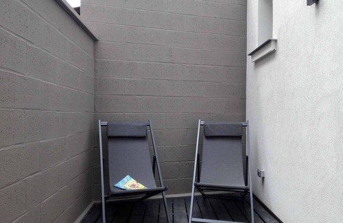 Saint-Quentin Apartamento | ★★★ DELARNOR - Centre-Ville Voltaire private courtyard barbecue ★★★