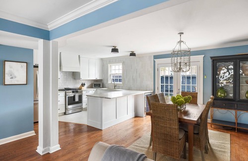 South of Broad Casa | 3 BR / 2. 5 BA Townhome en el histórico Harleston Village, Wifi gratuito y estacionamiento!
