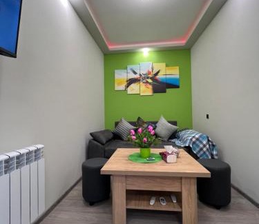 Yerevan Apartamento | PRIVATE Cozy Cottage with Grill and Barbecue Zone SELF CHECK IN