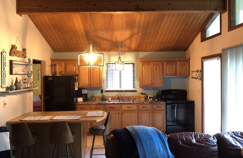 Higgins Lake Casa | Privada Cottage familia cerca del hermoso Higgins y Houghton Lagos - WiFi incluido