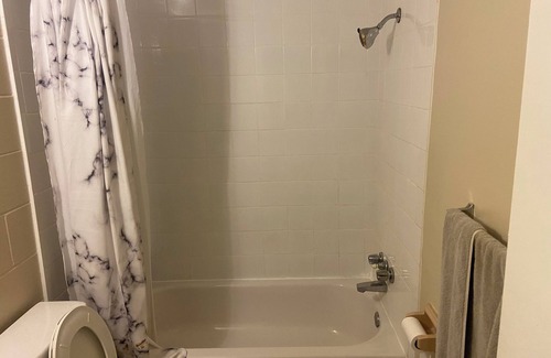Deep River Apartamento | Private Cozy Room in Downtown Deep River