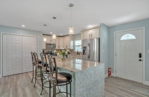 South Sarasota Casa | Private Cozy Sarasota Home by RedAwning