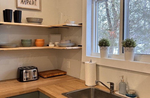 Sauble Beach Casa | Private cozy Sauble Beach cottage, close to the nature & entertainment.