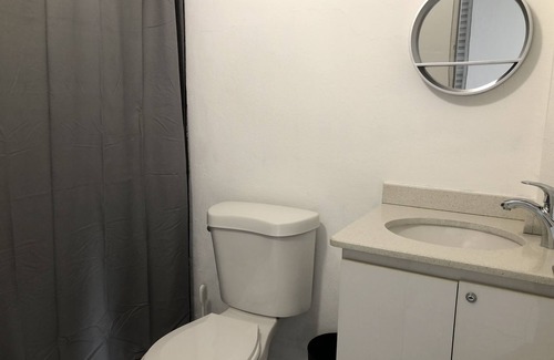 Gobernador Pinero Apartamento | Private, Cozy Studio close to everything you need!