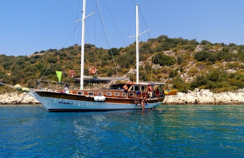 Kas Alquiler De Eote | Crucero privado con tripulación azul en Kas-Kekova