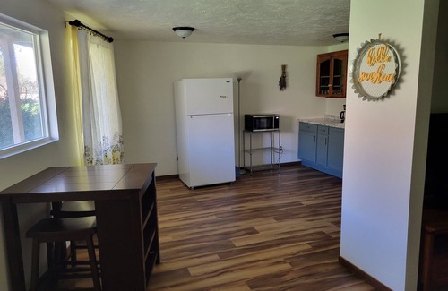 Ahsahka Casa | Private daylight basement with river views.