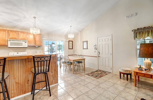 Rockport Casa | Private deck, boat parking, 2 bedroom 2 bath coastal cottage in Holiday Beach