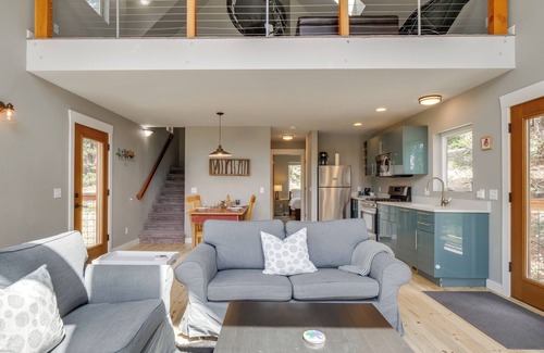 Valley of the Sun Cabina | Fairplay Cabin Getaway w/ Wood Stove, Near Hiking!