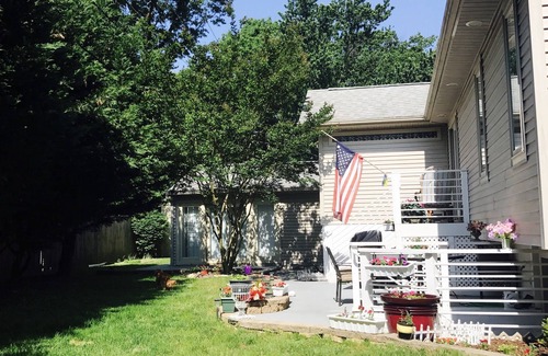 Glen Burnie Casa | Casa de huéspedes privada independiente de 1 dormitorio.