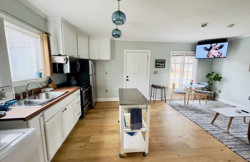 Charleston Apartamento | Private Detached Guest House Close to Historic Charleston
