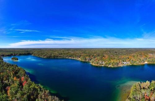 Michaywe Casa | Private Dock, Near Skiing Lakefront Gaylord Home