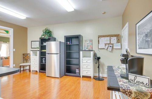 Waterloo Cabaña | Private Dock: Pet-Friendly Lake Greenwood Cottage