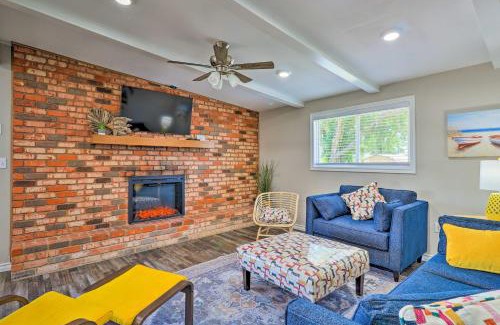 Brownwood Casa | Private Dock - Waterfront Lake Brownwood Gem!