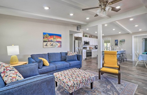 Brownwood Cabaña | Private Dock - Waterfront Lake Brownwood Gem!