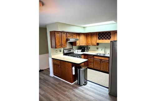 Beachwood-Bluffton Casa | Private Dog Friendly Cottage with Hot Tub