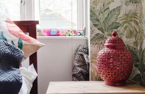 Sands End Casa | Private double room & private bathroom in our home
