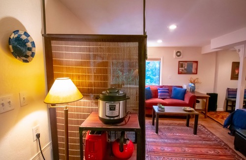 Edmonds Casa | Private Edmonds Studio Apartment