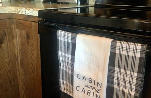 Van Buren Casa | Private Elk Pointe Cabin next to Big Spring Park & Current River