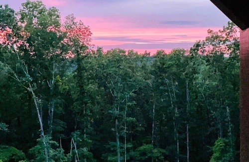 Van Buren Casa | Private Elk Pointe Cabin next to Big Spring Park & Current River