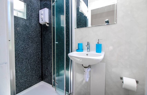 Bishopsgate Apartamento | Habitación privada con baño en la calle Liverpool, Brick Ln