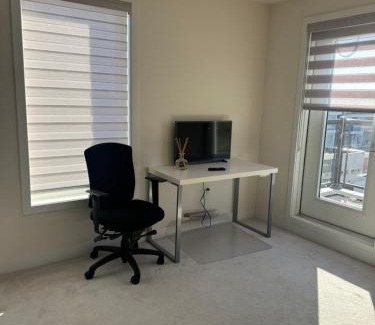 Downsview Casa | Private entire floor