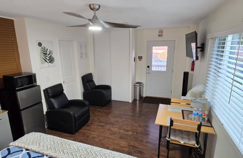 Vallejo Casa | Private Entrance, King Sze Bed,Luxurious Shower