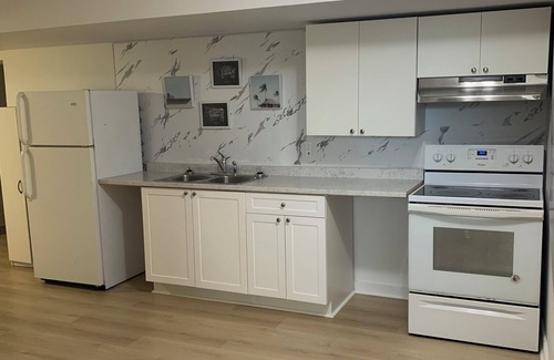Ottawa Division Casa | Private Entrance Near YOW Airport