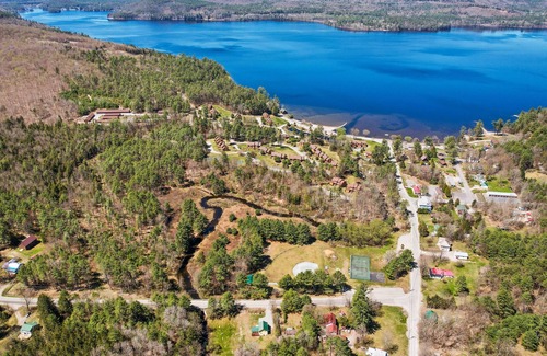 Adirondack Casa | Private escape near the lake, town, and hiking with free WiFi and full kitchen