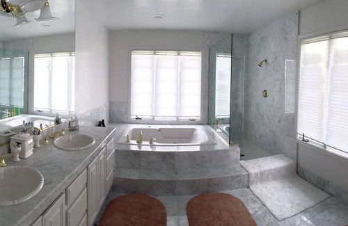 Half Moon Bay Casa | Castillo en comunidad privada cerrada con acceso a la playa cerca de Ritz