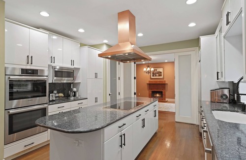 North Stamford Casa | Private estate in North Stamford on natural preserve
