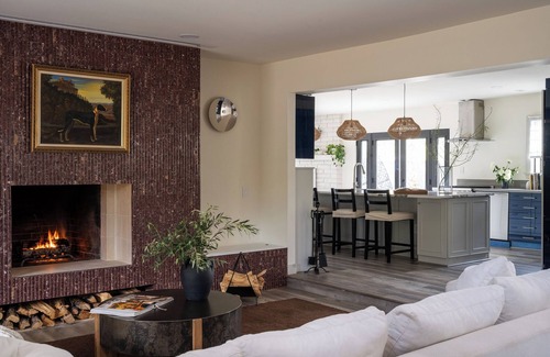 Spring Valley Casa | Private estate near strip with heated pool, jacuzzi, sauna, garden and more!