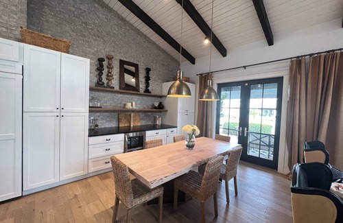 Vista Encantada Casa | Private estate-property on 4 secluded acres minutes to town