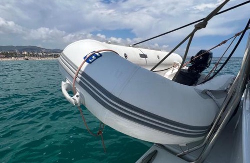 Barceloneta Alquiler De Eote | Private Exclusive Catamaran 'Hang Loose'