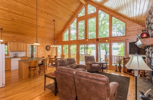 Crosslake Casa | Private, family friendly lake home w/sandy beach in Crosslake on Pine Lake