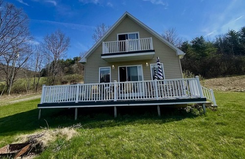 Savona Casa | Private Family Home on 12.5 acres in the Finger Lakes!