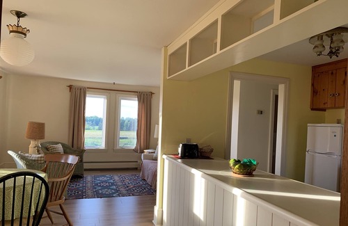 West Hants Casa | Private Farm Apartment with a View