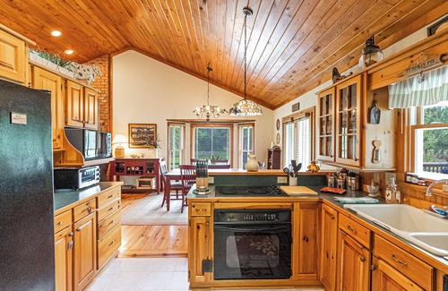 Aberdeen Otro | Private farm house minutes to the Carolina Horse Park!