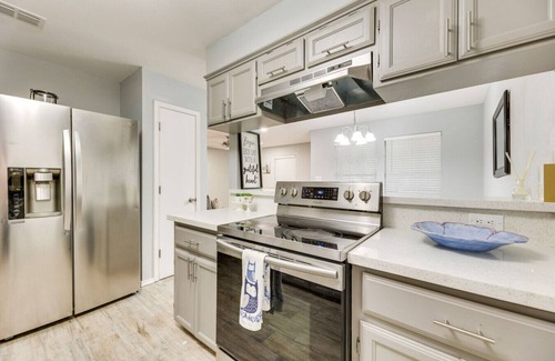 San Juan Casa | Private Fenced Backyard Pet Friendly Grill