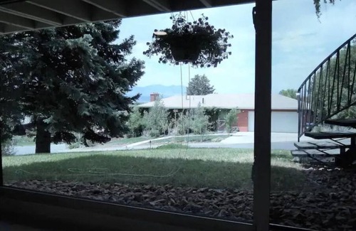 Mount Olympus Casa | Private Floor with a View. Hosted By Realtor