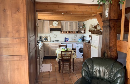 Saint-Fort-sur-Gironde Casa | gran jardín privado, un lugar pintoresco pueblo, bar, banco, panadería