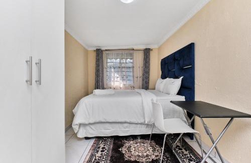 Greater Johannesburg Metropolitan Area Apartamento | Private Garden Cottage with Kitchenette