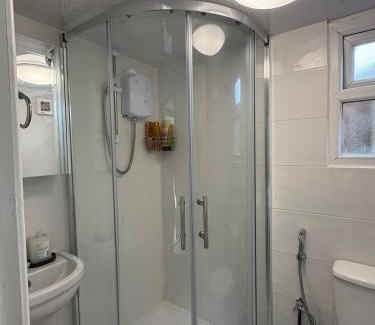 Clayton Apartamento | Private Garden guest house