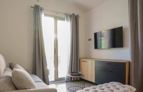 Antibes Apartamento | Private Garden La Cabane Bambou, Mandara Beach